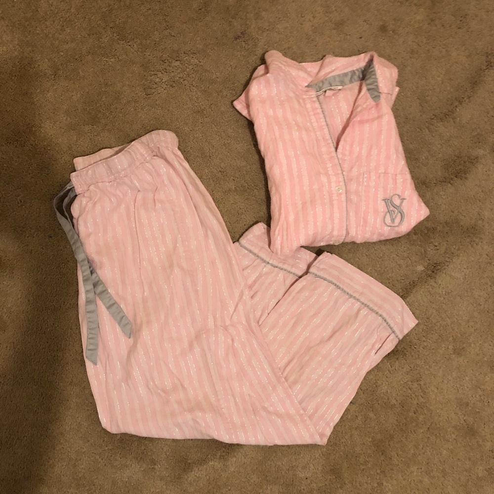 Victoria’s Secret Pajama Set